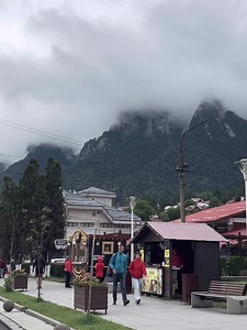 15K views · 1.1K reactions | Descoperă România - Valea Prahovei!  Munții Bucegi văzuți din stațiunea Bușteni! Visit Brasov Romania | Visit Brasov Romania | Facebook