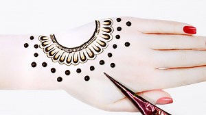 17K views · 50 reactions | Very Easy Simple Mehndi Design Trick For Back Hand-Mehandi ka Designs-Stylish Mehendi designs I Will Show You Step By Step Easy Mehndi Tricks Hope It's Very Helpful For Beginners Mehndi Tutorial By Mehndi ideas #mehndi #mehendi #mehandi #henna #arabic #design #art #artist #creative #creativity #wedding | Mehndi Ideas | Facebook