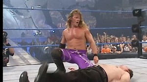 【精彩集锦】"Y2J"克里斯·杰里科招牌＆终结技——Lionsault"雄狮下压"合集(2001~2003)_哔哩哔哩_bilibili