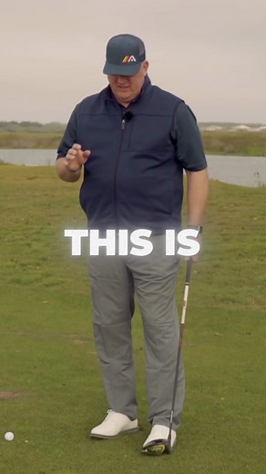 The WORST Way to Grip the Golf Club ❌ #golf #golftips #golftiktok