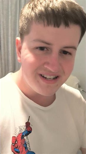 SpongeBob Sings Indoors Impression #spongebob #spongebobsquarepants #voiceactor #impression #shorts