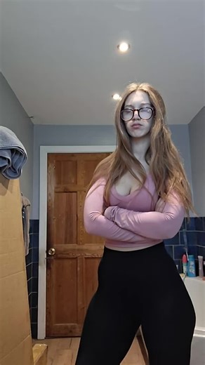 I couldn't help myself 🤣🤣🤣🤣 | i can't help myself