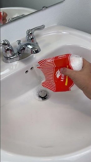 Your Plumber Hates This One Trick #CleaningHacks #DIY #HomeHacks