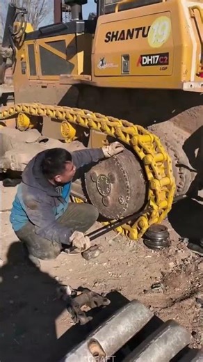 Excavator Track Installation: Heavy Machinery Assembly Process
