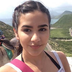 Want to meet singles near you? Browse pics and profiles of single women in your area. | Zoosk