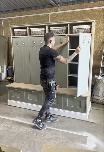 Check out this massive custom storage bench we just finished for a client! Measuring 2m long, 2m high, and 700mm deep, it features four hidden storage compartments, four deep soft-close drawers, four storage baskets, and plenty of coat hooks. ✨ A perfect blend of style and functionality for any entryway or mudroom! Paint: @Farrow & Ball Hooks: @Hiatt Hardware Baskets: @Home Bargains Yeti Cnc work: @Trend #bespokejoinery #joinery #customjoinery #homejoinery #joinerylife #joinerytechnique #norther