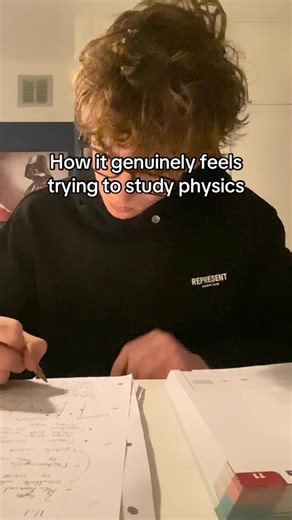 Discover Everything About Science on Instagram: "A collision occurs when two or more objects come into contact and exert forces on each other. In physics, collisions can be elastic—where energy is conserved—or inelastic, where some energy is lost as heat or deformation. From car crashes to atomic interactions, collisions reveal how momentum and energy transfer between bodies. They’re central to understanding everything from sports and engineering to particle physics and the creation of galaxies.