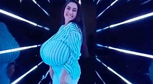 Vídeo: Mulher com gigantomastia mostra antes e depois de cirurgia de redução e história viraliza