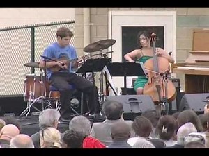 Somewhere Over the Rainbow - ukulele/cello duet