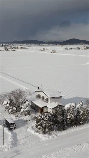 Keito Swan on Instagram: "Earlier this year I bought this house in Higashikawa. A really cool town in central Hokkaido, Japan. I bought the house sight unseen aside from some terrible cell phone photos and a YouTube video. The house was in pretty rough shape and was going to be tore down but we were able to remodel the whole thing and give it new life. Enjoy this little tour of my new home! #hokkaido #japanrealestate #japan #higashikawa"