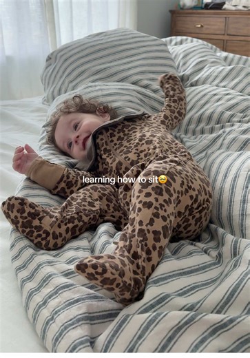 Teaching Babies How to Sit Up Successfully