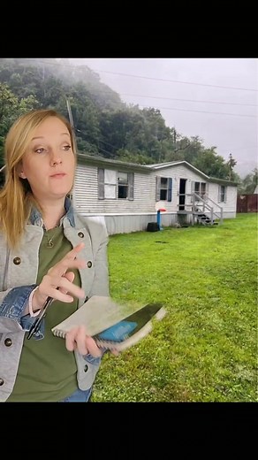 Fun Trailer Park Moments with Charlene and Traycee