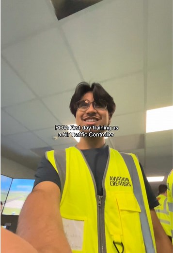First Day as an Air Traffic Controller: Training Insights