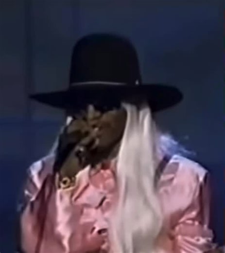 @infinitearchives | Outkast performing at the 2002 Grammy Awrds OutKast won two awards at the 2002 Grammy Awards. The duo earned Best Rap Album for Stankonia... | Instagram