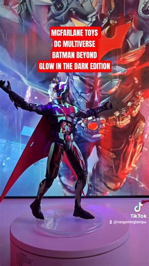 Batman Beyond Glow in the Dark Edition 🔥 | McFarlane Toys Turntable Posing