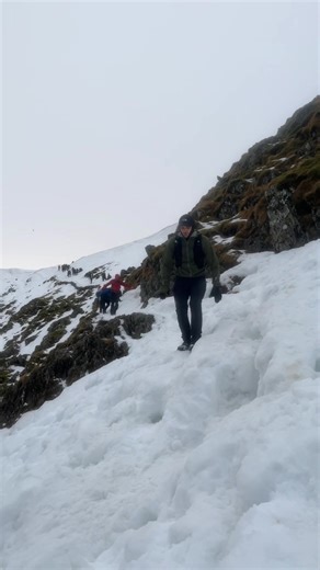 Climbing Snowdon: A Memorable Hiking Experience