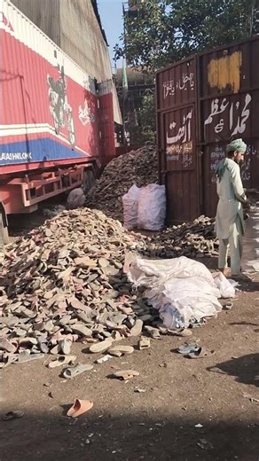 haevi,Tarak,an, loading Lahore industry Pakistan