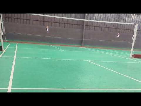 Badminton game of Intermediate and Advanced