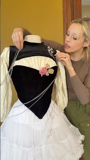 Ok maybe I have time to make ONE Wuthering Heights dress… #wutheringheights #sewing