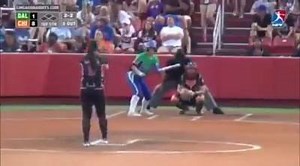 Remember this insane diving catch by the Chicago Bandits' Danielle Zymkowitz? #NPF2016 #CatchOn #ThrowbackThursday Get your tickets to the Championship Series to see this in person! 🎟: http://bit.ly/2016NPFCS 󾠜: http://bit.ly/NPFonCBS | NATIONAL PRO FASTPITCH (NPF)