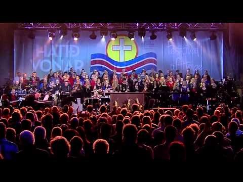 Linda McCrary sings Andrae Crouch Medley