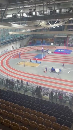Emma Clark sets new U17 Scottish Record in 200m (23.93) at 2025 4J Indoor Championships #4Jathletics