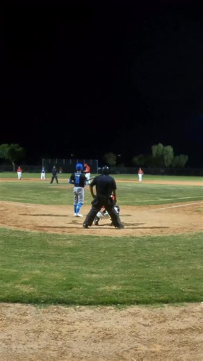 Have you ever seen this before? Sometimes you just have to keep the game moving. 😂 #baseball #softball #LiftSmallBuntTheBall Want awesome baseball merch? Go to MomentumBaseball.Shop and use code “Kevin” to receive a sweet discount! | Chanterprise