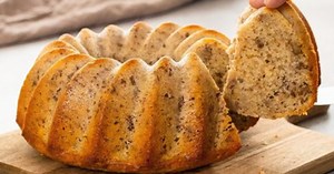 DIY Moist And Fluffy Banana Cake Recipe