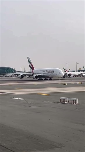 Exploring Emirates Airlines' A380 Experience