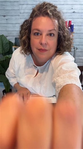 ✨Announcement!✨ Yes—you can make clothes that fit YOUR body. 🎉 Fitting isn’t about luck or magic—it’s a skill you can learn. And once you do, it will level up your sewing game for life. 🧵✂️ When you understand your own body, you understand how to fit it better. That means clothes that not only look better but also feel better—because they’re made for YOU. 💃 👉 In my live master class, I’ll walk you through how to take your measurements with confidence—and then decode those numbers so you can 