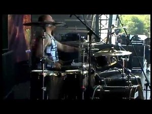 Atreyu Live @ Graspop 2010 - Becoming The Bull
