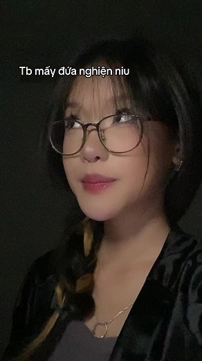 Exploring Visual Expressions in Vietnamese Culture