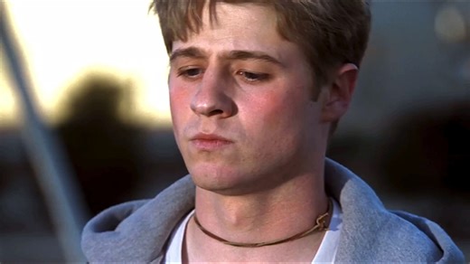 Before Euphoria we were obsessed about The O.C 💖 I love the 2000s nostalgia vibes. Thanks god for shows like this that portray and encapsule Millenials essence. Love this show 😻 | Euphoria Addicts