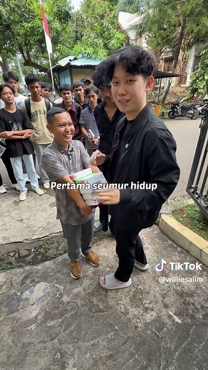 Andri Berangkat ke Lampung untuk Renovasi Masjid