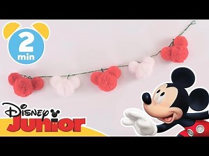 Christmas Craft Tutorial | Mickey and the Roadster Racers : Mickey Decorations ❄️ | ‪@disneykids‬