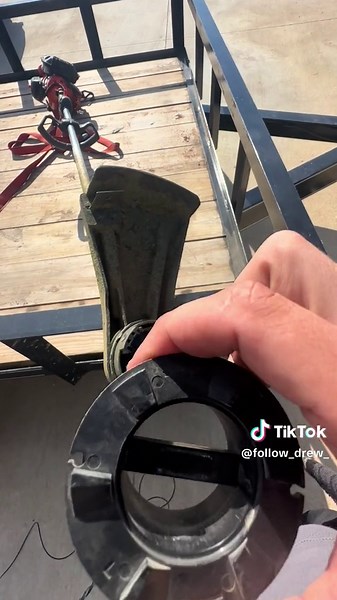 How to spool your echo weed wacker string! #fyp #echo #weedwacking #echoweedwacker