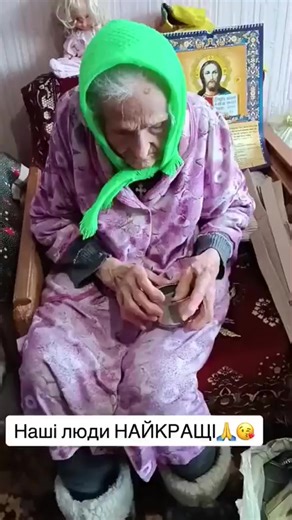 10K views · 329 reactions |  An old Ukrainian babushka making candles for the front. Bless her soul, A Heart of Gold. 﫡 | Ukrainian Forces United | Facebook