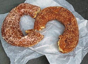Amish doughnuts turn into full-fledged obsession — get 'em Saturday