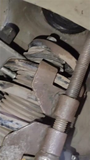 Volkswagen Jetta shocker mount crack repair