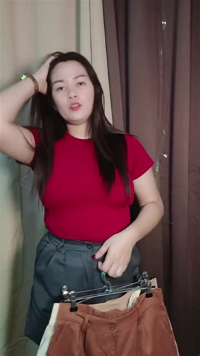 【READY STOCK】Y2K style women's short-sleeved round neck T-shirt version slim-fit modification waist line shows waist slimness