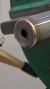 Puls♥️ best music for welding #froniuswelding #fronius #weldeverydamnday #weldlife #welding #pulsar #pulsschweißen #stainless_steel #stainlesssteel #stainless #turntable #subfocus #weldporn #easyweld | Austriawelder