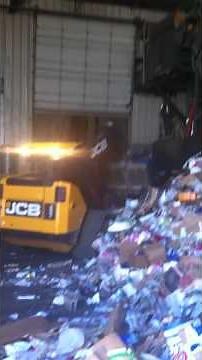 DEMO-DOZER SKID STEER GRAPPLE ATTACHMENT DEMO FOR CITY CARTON RECYCLING