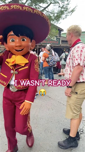 Miguel from Coco at Disneyland 🥹✨ | I Wasn’t Ready
