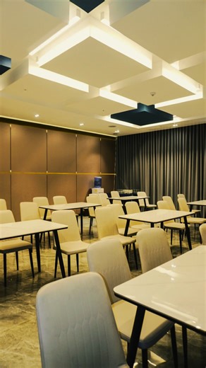 Make your next milestone unforgettable at The Clover Hotel Function Hall! 🏨✨ From professional corporate setups to heartwarming family celebrations, our versatile space is designed to host it all. Whether it’s a focused seminar or a grand birthday bash, we provide the perfect ambiance for your needs. ✅ Perfect for: Business Meetings & Seminars Birthday Celebrations & Anniversaries Workshops & Private Gatherings 📍 Located at The Clover Hotel, Brgy. Cutcut, Angeles City. 📞 Secure your date toda