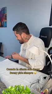 Jajajaj por qué existe el blanco #uñas #manos #manicura | Javier Valladares