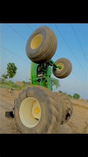 John deer tractor ki very dangerous stunts ☠️😮#viral #johndeere #tractor