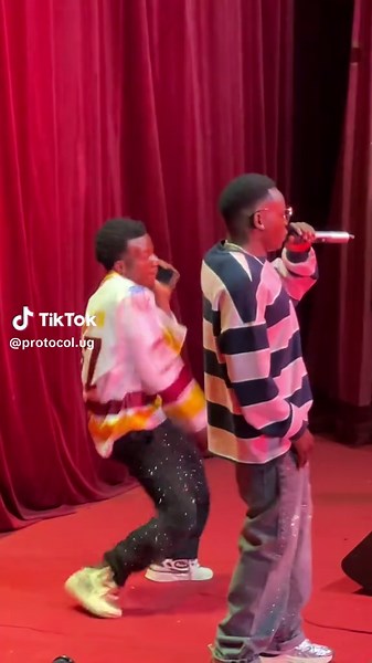 HAPPENING NOW LIVE AT MUKWANO MUKWANO SAMIE AND SHAWA LIVE IN CONCERT THEATRE LABONITAH #samieandshawaliveinconcert#protocolug
