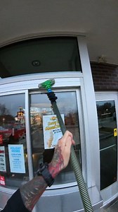 How To Clean Commercial Frames | Window Cleaning #WindowCleaning | Luke The Window Cleaner