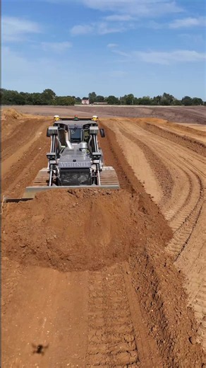 Whitnell’s impressive Liebherr PR736 in action. #heavyequipment #earthmoving #construction #liebherr #dozer @Liebherr Group