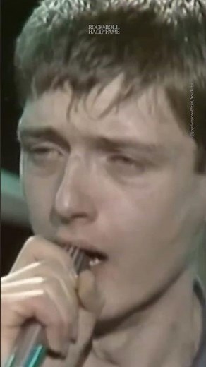 Ian Curtis Commands the Stage During Joy Division “Transmission” Live (1979)